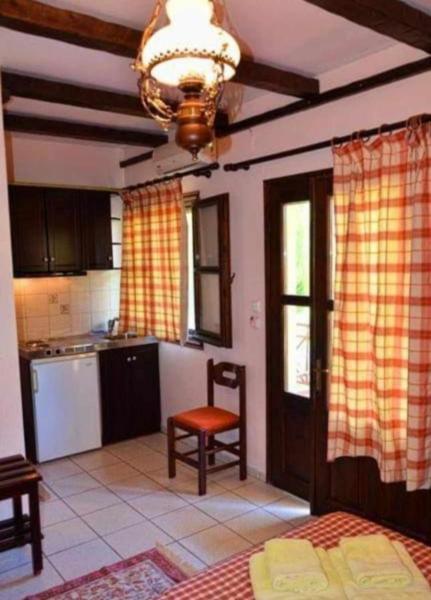 Hotel Maria Криси Амудия Екстериор снимка
