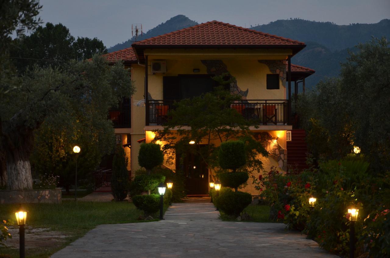 Hotel Maria Криси Амудия Екстериор снимка